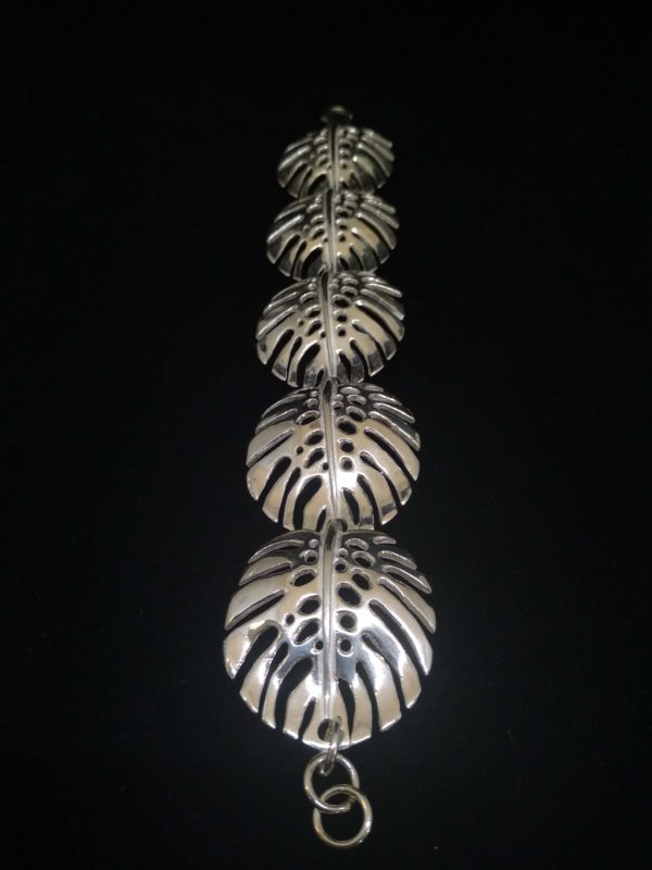 Pulsera de hojas de filodendro de plata - Image 2