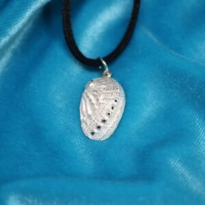 Colgante de plata de oreja de mar pequeño (haliotis)