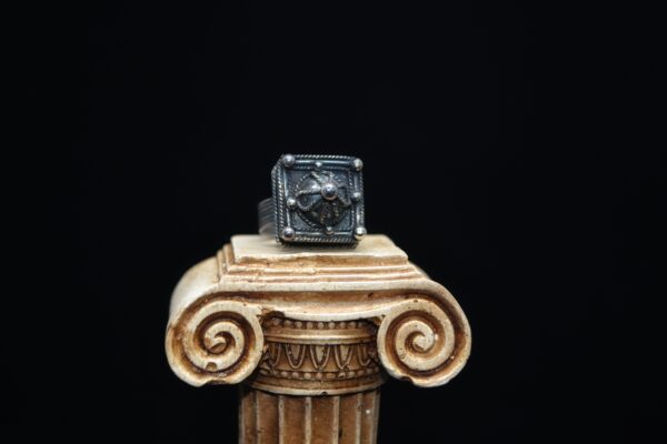 Anillo bereber de plata
