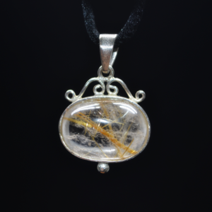 Colgante de plata con cuarzo con rutilo (cabellera de venus)
