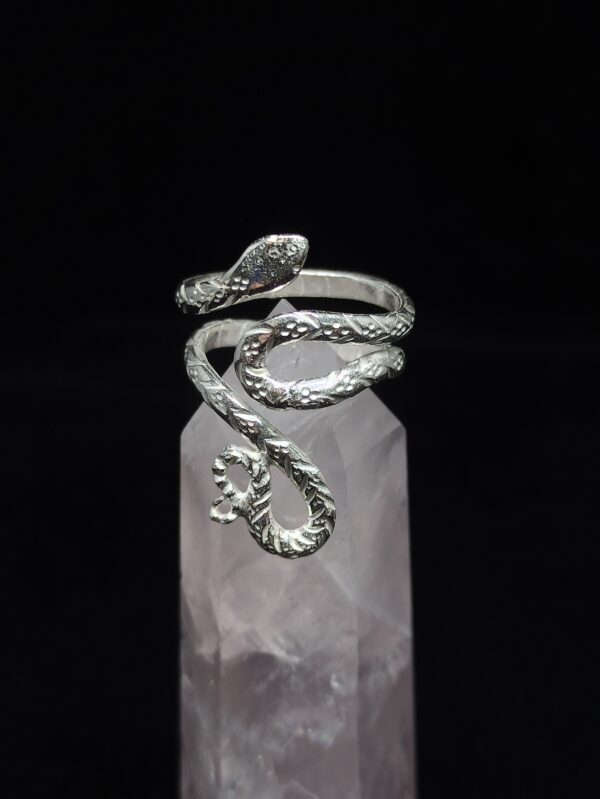 Anillo serpiente de plata
