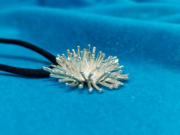 Colgante de erizo de mar con púas - Imagen 4