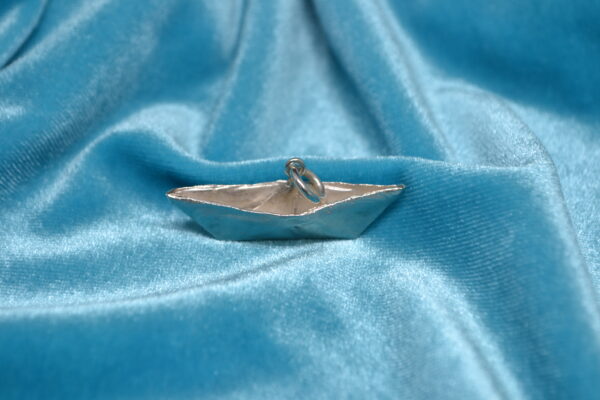 Colgante forma barco de papel - Imagen 2