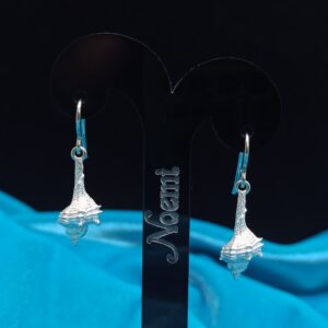 Pendientes caracola alargada de plata