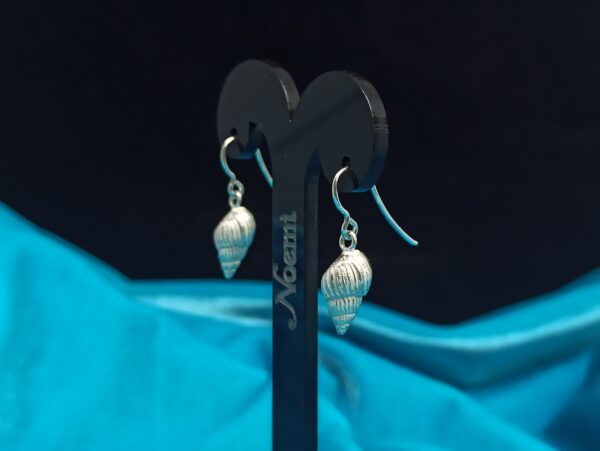 Pendientes de caracola redonda de plata - Image 2